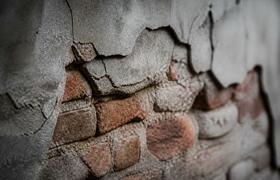 На вокзальной площади Новосибирска демонтировал...